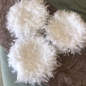 Feather juju hat wall decor (3)